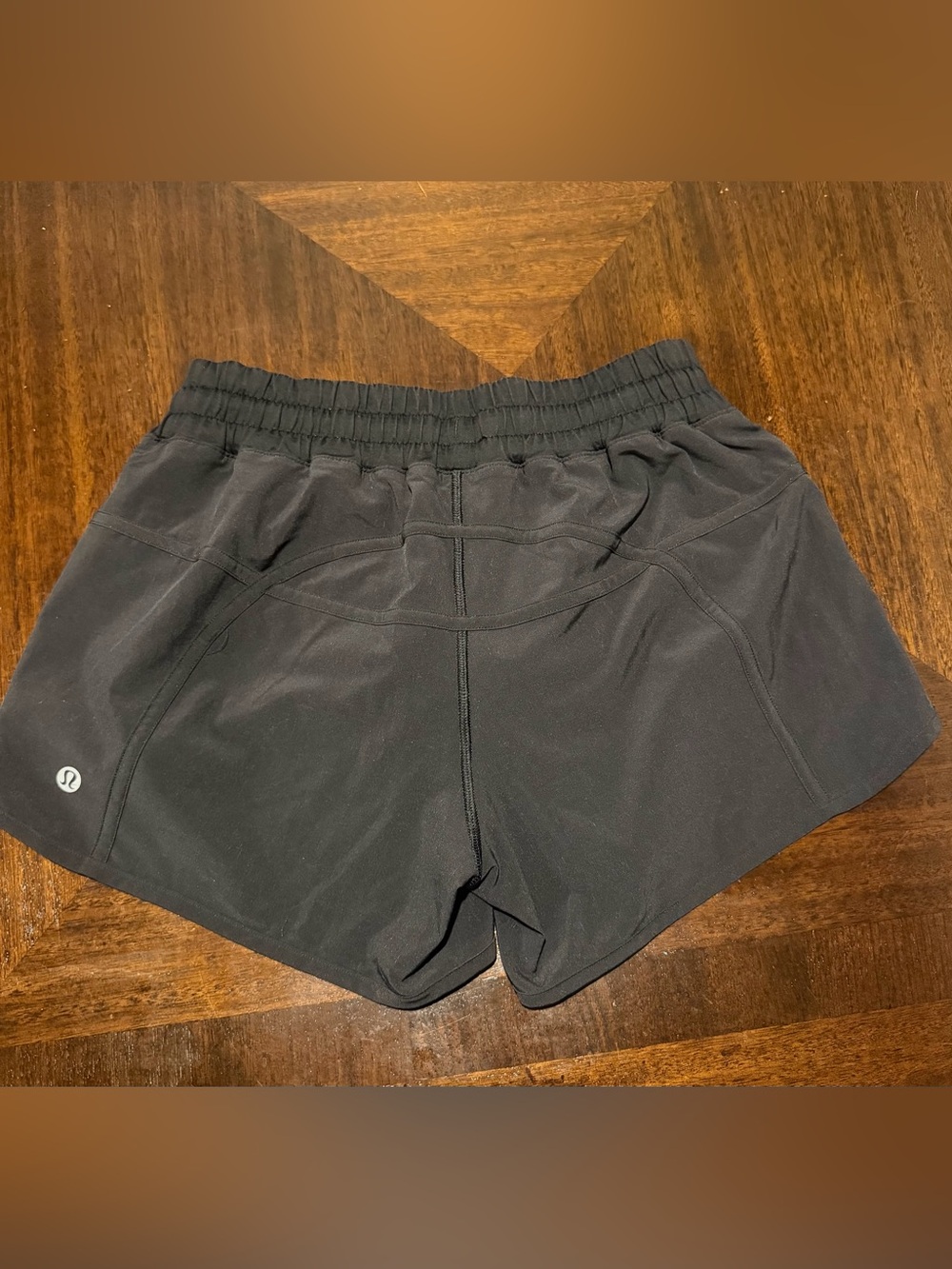 lululemon athletica Black Women's Athletic Shorts low rise size 4